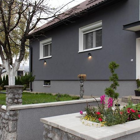 Apartment Rasce Огулин Екстериор снимка