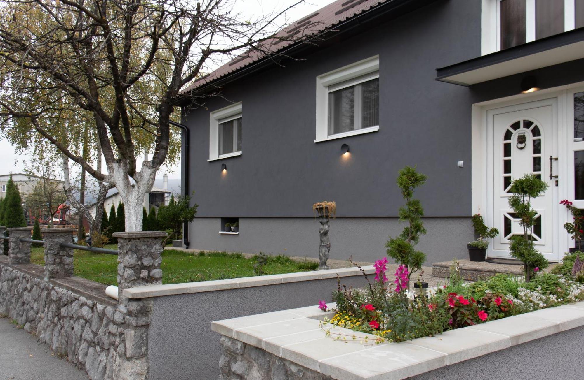 Apartment Rasce Огулин Екстериор снимка